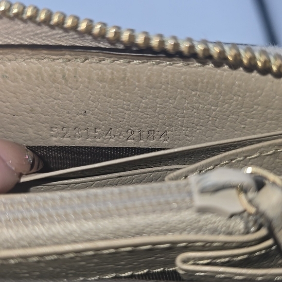 Gucci Ophidia GG Beige W/ Green & Red Sherry Zip Around Long Wallet (EUC)(COA)✨️ - Picture 14 of 15
